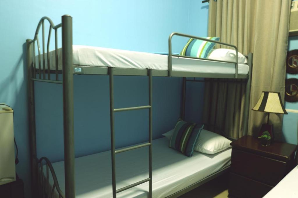 The Stopover Hostel - Mactan Lapu-Lapu City Exteriör bild