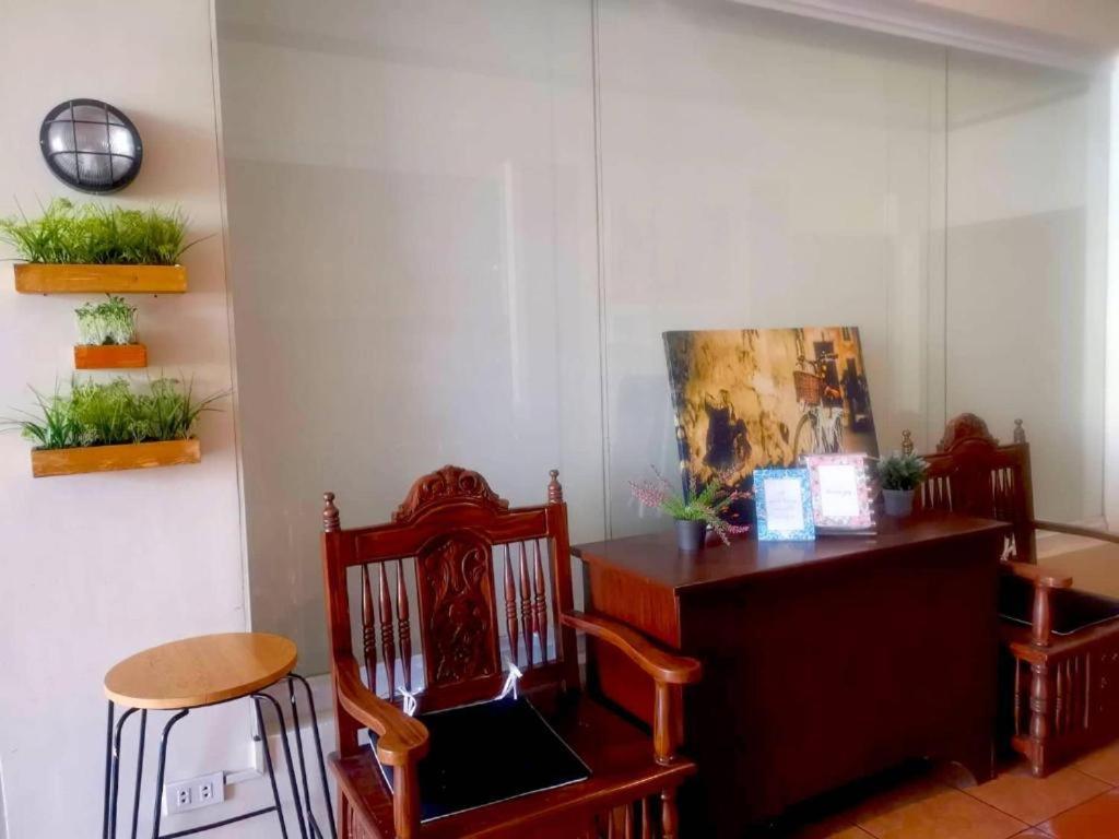 The Stopover Hostel - Mactan Lapu-Lapu City Exteriör bild